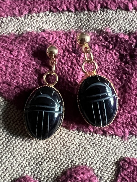 Unique Vintage Jewelry - Vintage Black Onyx Scarab Gold Filled Pierced Earrings